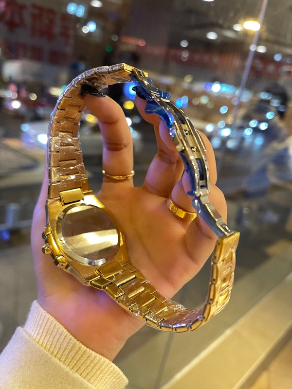 ブランド時計全体デザイン